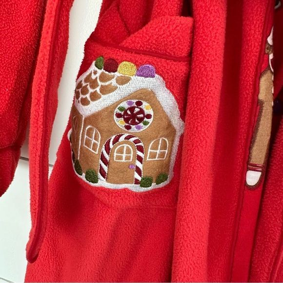 Nick & Nora Holiday Gingerbread House Robe - Picture 4 of 5